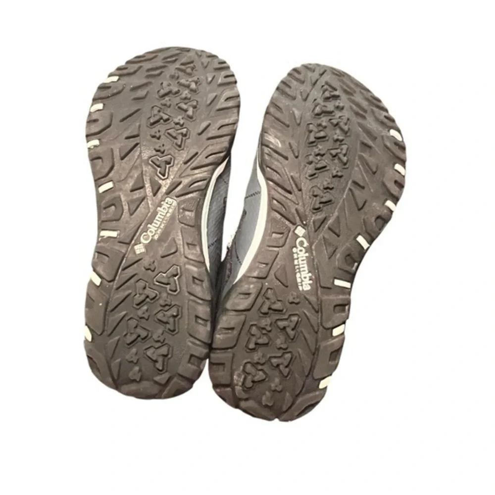 COLUMBIA Women's Grove Heights Low OD Techlite Trail Hiking Shoes‎ 6 Black/Grey